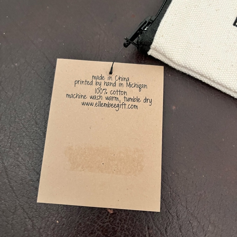 NWT White Canvas Pouch with Quote - Picture 3 of 7
